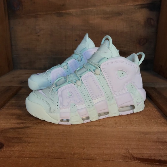 uptempo nike mint